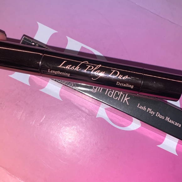 Girlactik Lashplay Duo Mascara * New in box - Picture 2 of 5